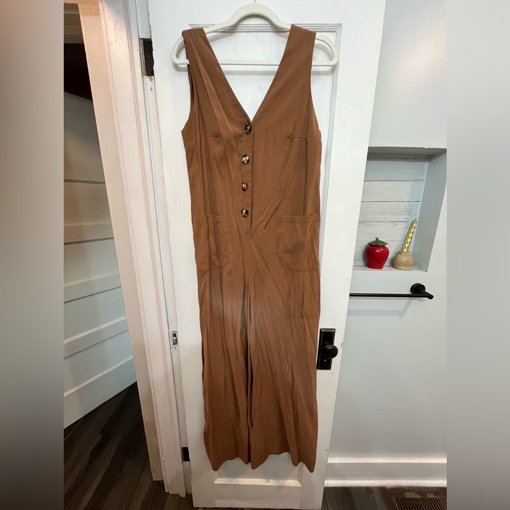 Ckontova jumpsuit. Light, silky fabric. Low back and pockets!